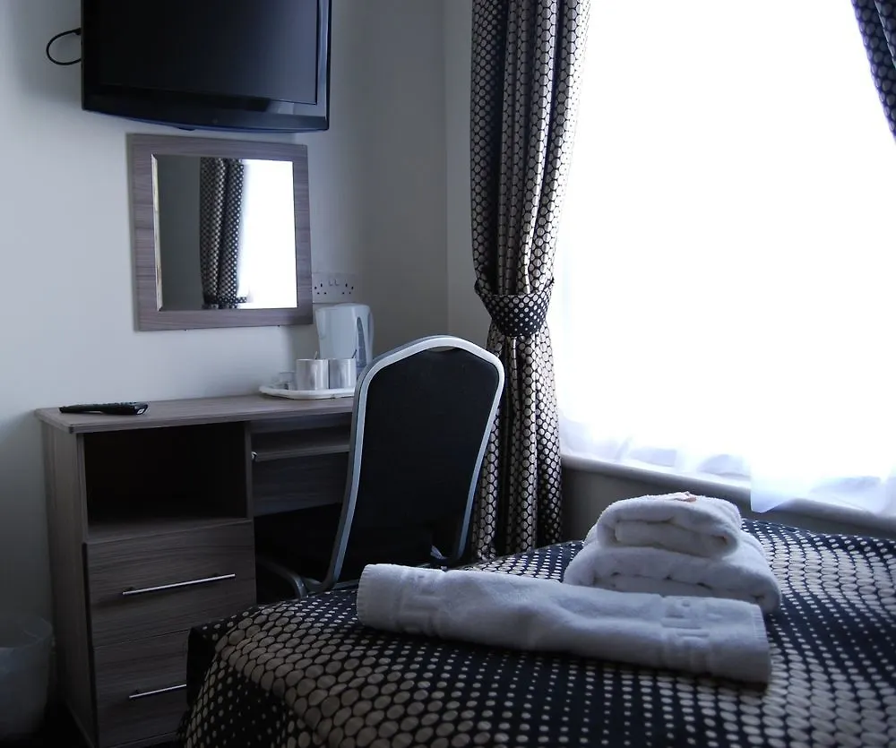 Royal Seabank Hotel